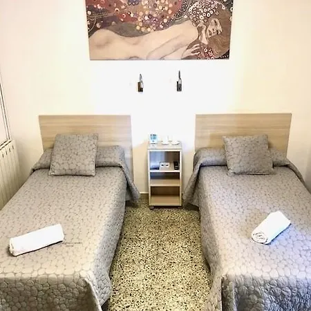 Hostal Badalona Badalona
