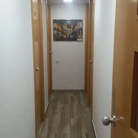 Hostal Badalona Guest house 2*