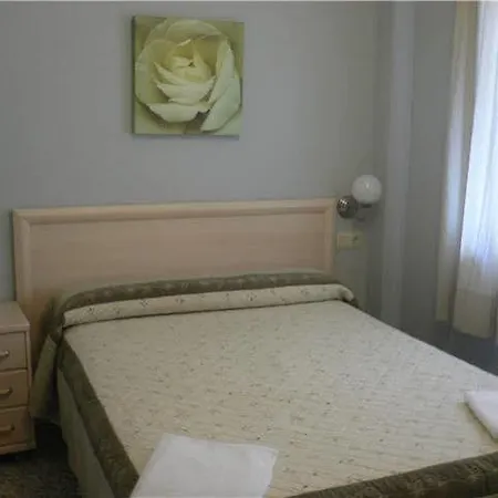 Penzion Hostal Badalona 2*