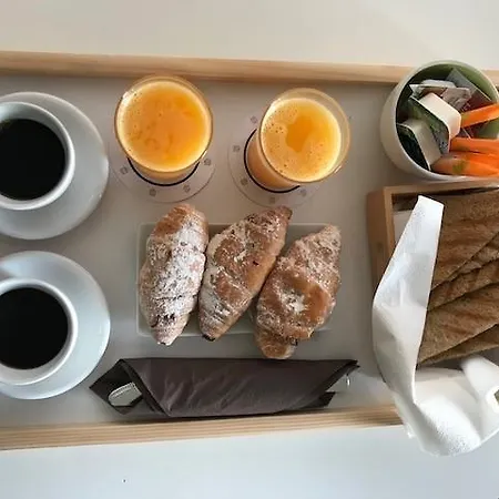 Hostal Badalona Maison d'hôtes